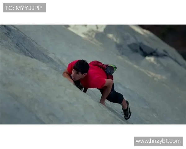 广州攀岩队的灵活性揭秘：挑战极限与团队协作的完美结合